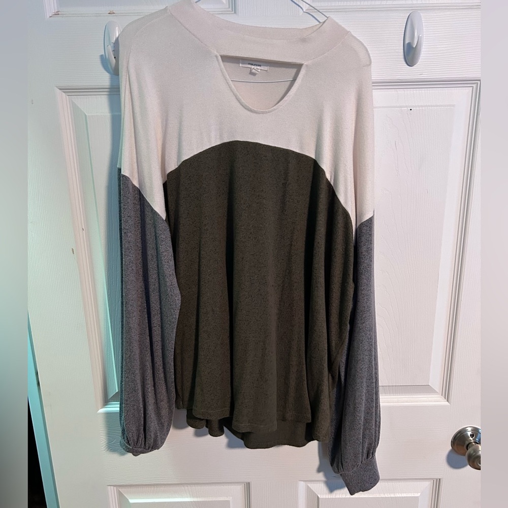Long sleeve 1x casual top from Maurice’s